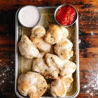 Garlic Knots